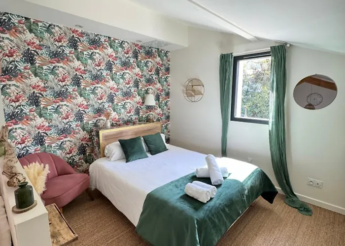 Proche Guethary Et Saint Jean De Luz Ahetze